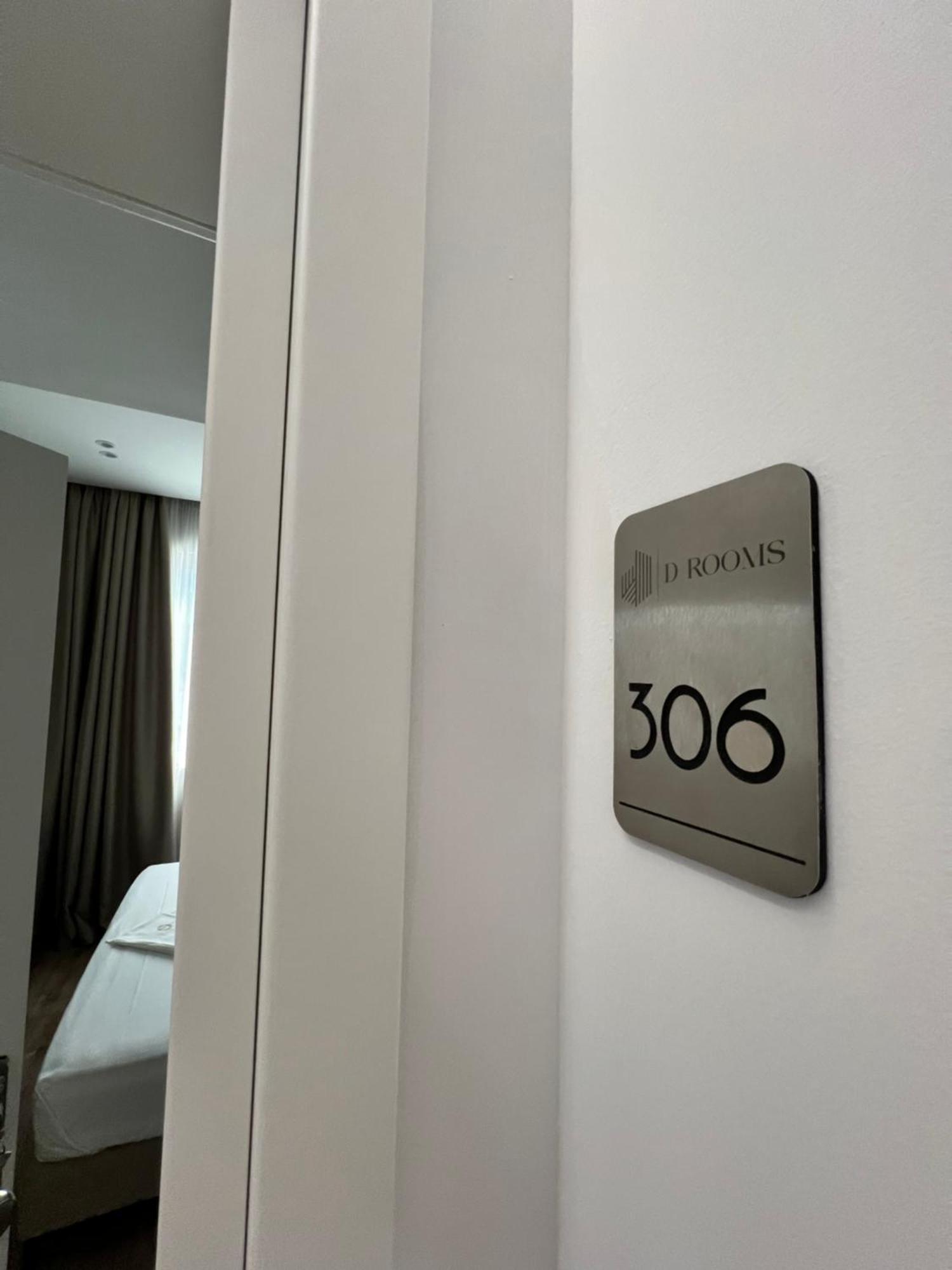 Enzo Rooms & Apartment Blloku Tirana Exterior photo